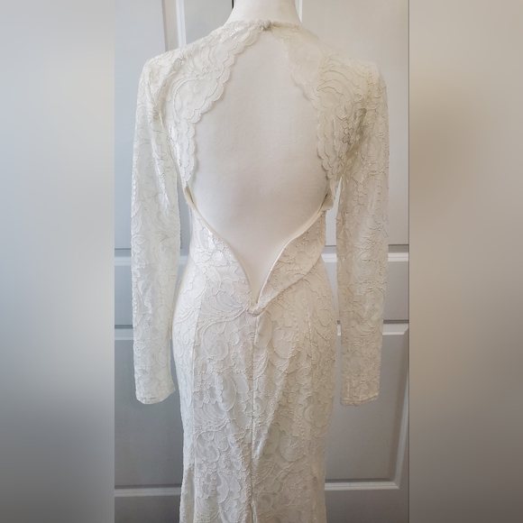 NEW Lulu's Lace Wedding Dress - Picture 7 of 16